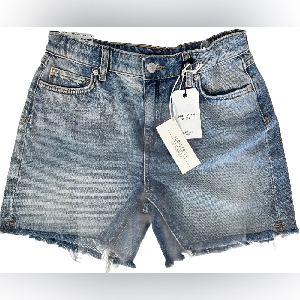 Forever 21 Kids Mini Mom Short Distressed Blue Jeans High Rise Size 13/14 NWT